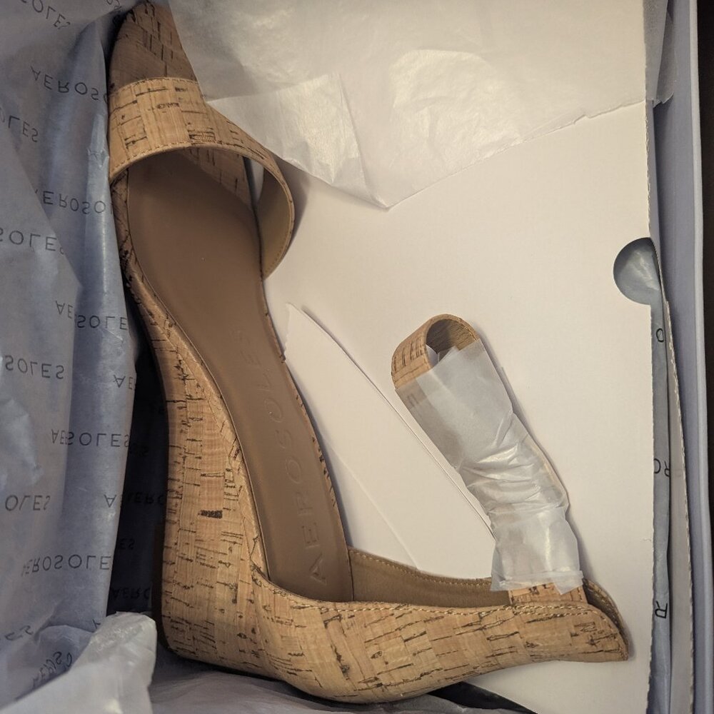 Aerosoles Willis size 9 Ankle Strap Mid Wedge Sandal Cork Faux Leather Women's